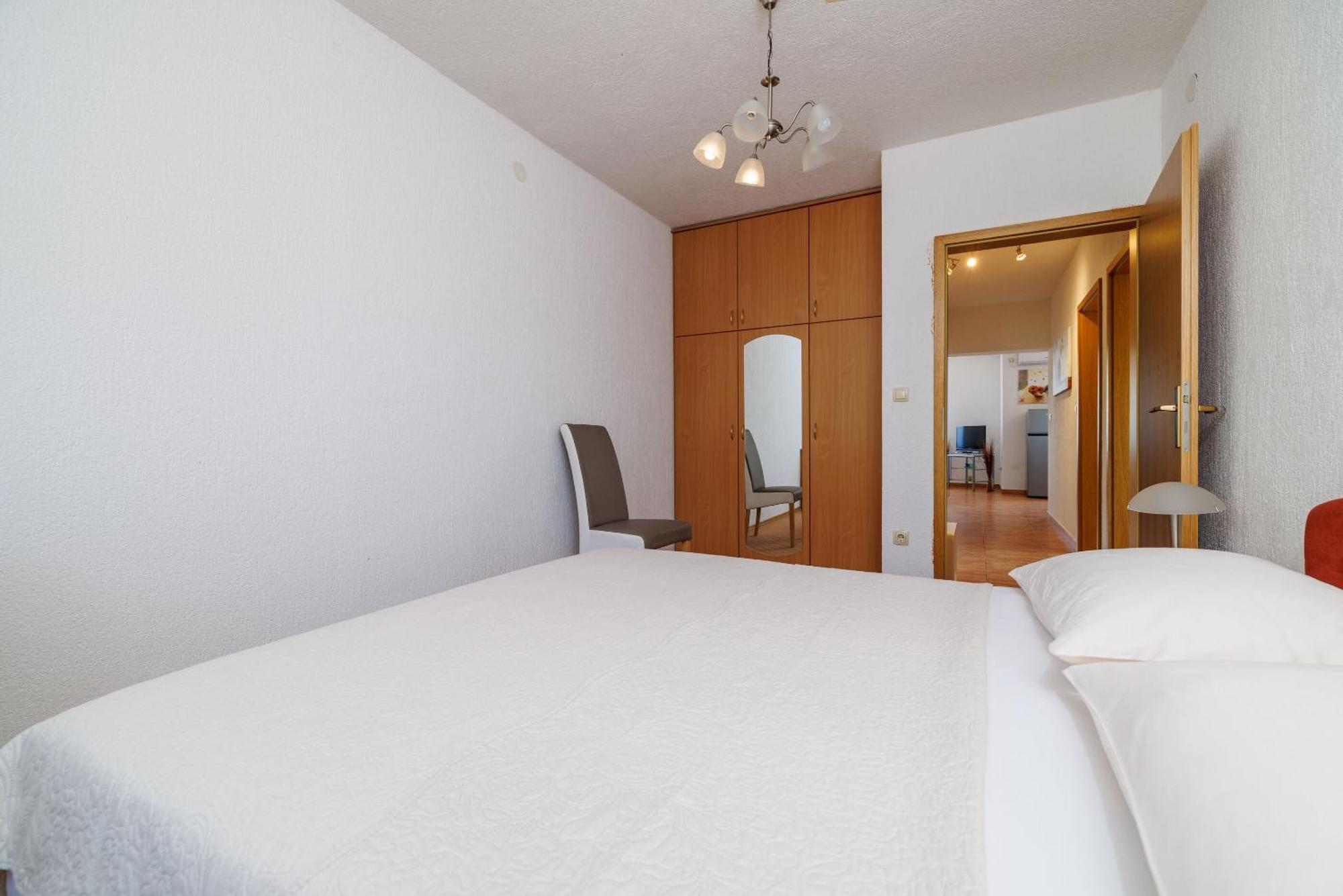 Maravera Apartament *