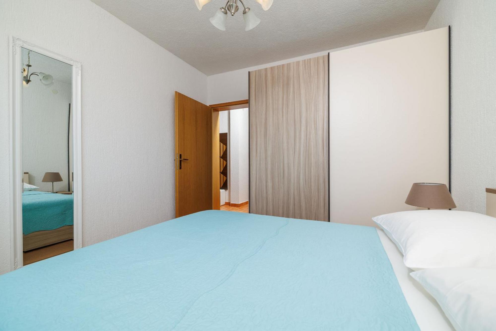 Maravera Apartament Povile