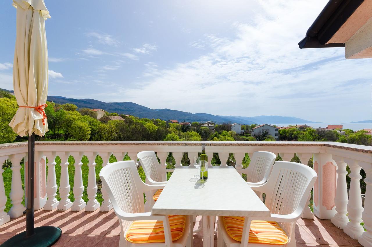 Apartament Maravera Povile